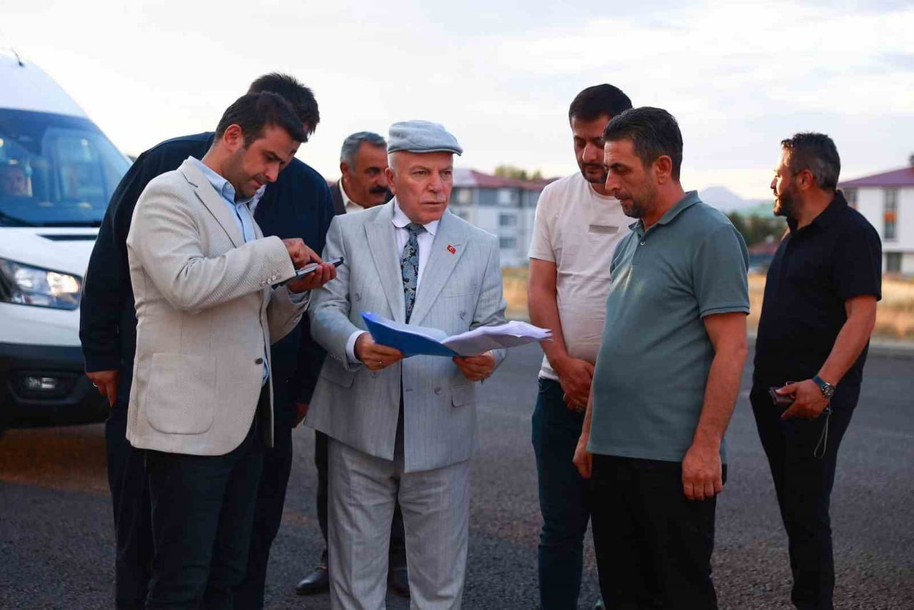 ERZURUM BÜYÜKŞEHİR BELEDİYE BAŞKANI MEHMET SEKMEN, YILDIZKENT VE DADAŞKENT BÖLGELERİNDE YAPIMI...