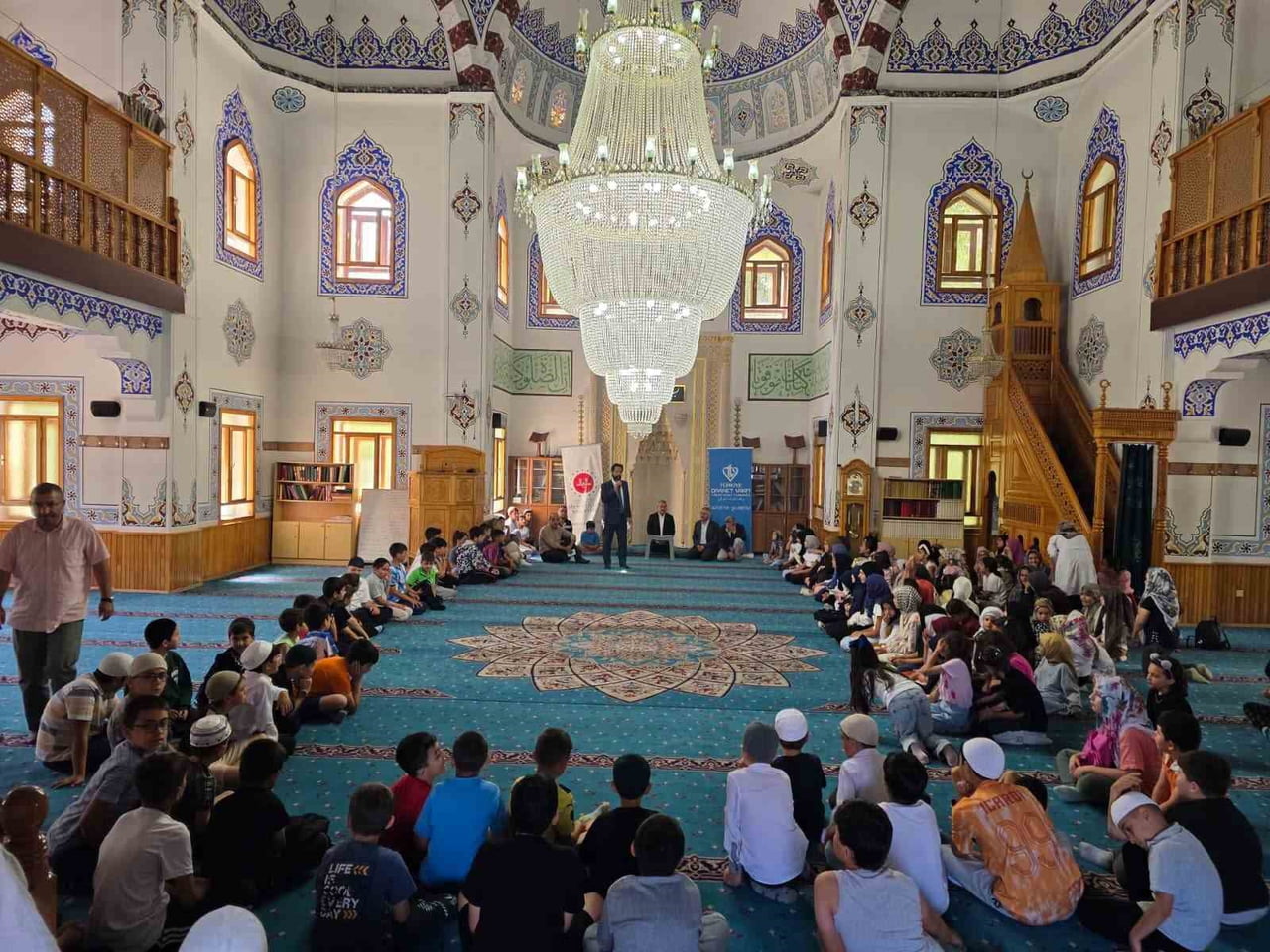 ERZURUM’DA YAZ KUR'AN KURSU ÖĞRENCİLERİNE YÖNELİK DÜZENLENEN CAMİLER ARASI FUTBOL VE VOLEYBOL...