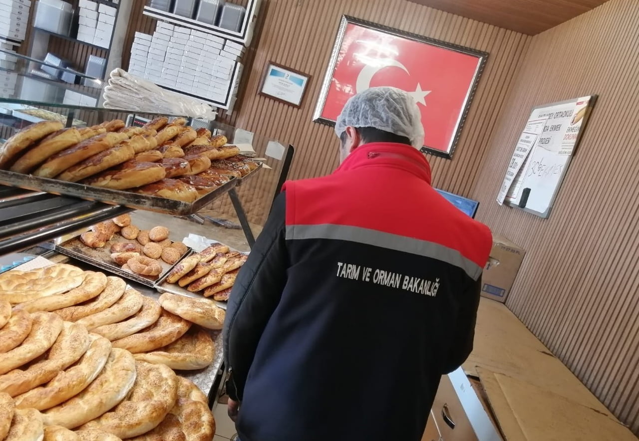ERZURUM İL TARIM VE ORMAN MÜDÜRLÜĞÜ, KENT GENELİNDE GIDA GÜVENİLİRLİĞİNİ SAĞLAMAK VE HALK...