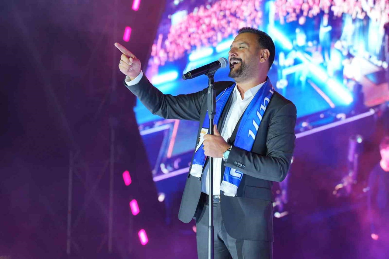 ERZURUM KÜLTÜR YOLU FESTİVALİ’NİN YEDİNCİ GÜNÜNDE ALİŞAN SAHNE ALDI
