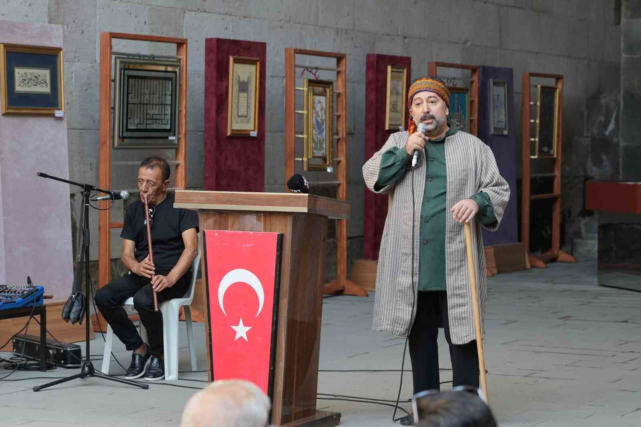 ERZURUM KÜLTÜR YOLU FESTİVALİ, SEKİZİNCİ GÜNÜNDE SÖYLEŞİDEN TİYATROYA, EDEBİYATTAN ÇOCUK...