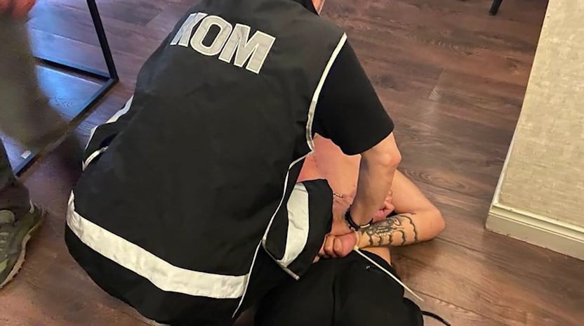 EŞ ZAMANLI OPERASYONDA GÖZALTINA ALINAN 11 ŞÜPHELİDEN 7'Sİ TUTUKLANDI.