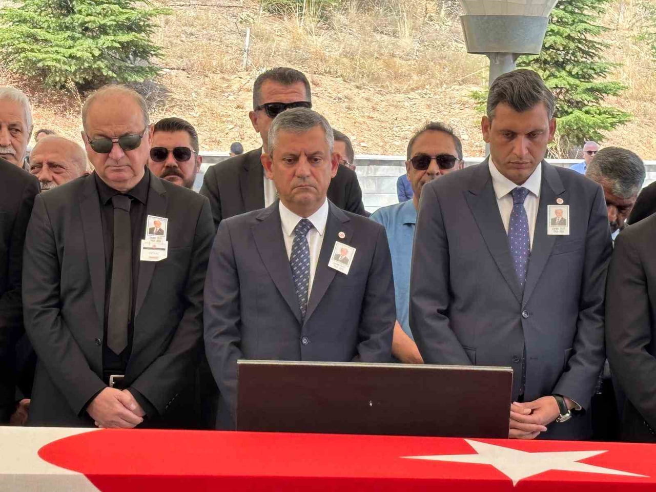 ESKİ CHP KOCAELİ MİLLETVEKİLİ MEHMET CEVDET SELVİ’NİN CENAZE TÖRENİ ÖĞLE NAMAZINA MÜTEAKİP...