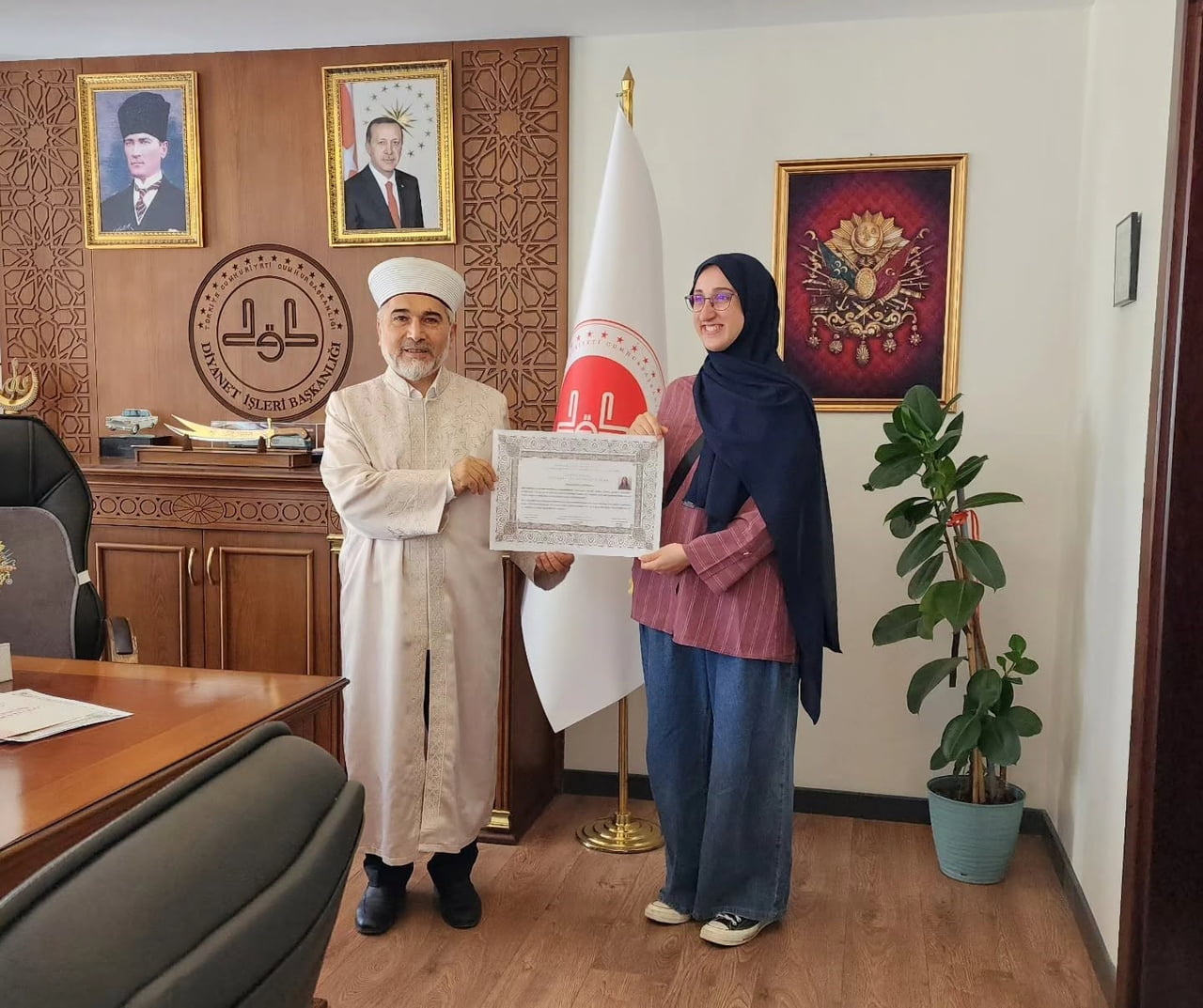 ESKİŞEHİR İL MÜFTÜLÜĞÜNCE, İSLAM DİNİNİ KENDİ İRADESİYLE KABUL ETMEK İSTEYEN İTALYA UYRUKLU...