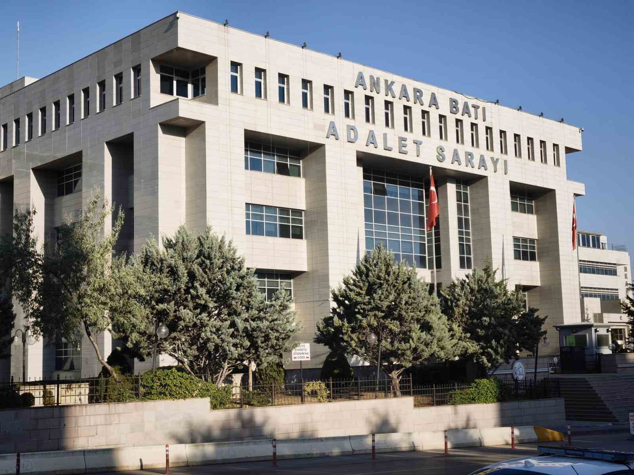 ETİMESGUT BELEDİYESİNCE GERÇEKLEŞTİRİLEN BAZI İHALELERDE USULSÜZLÜK YAPILDIĞI İDDİALARINA İLİŞKİN...