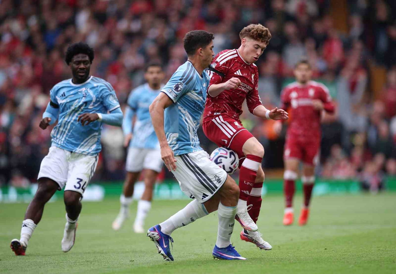 FENERBAHÇE’NİN ŞAMPİYONLAR LİGİ’NDEKİ RAKİPLERİNDEN LİVERPOOL, SAHASINDA NOTTİNGHAM FOREST’LA 2-2...