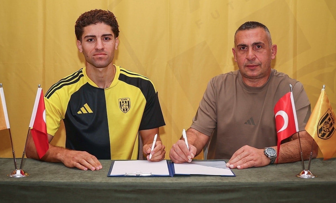 FUTBOLCU HARUN KAYA VE ALİAĞA FUTBOL KULÜBÜ BAŞKANI TURGAY METE