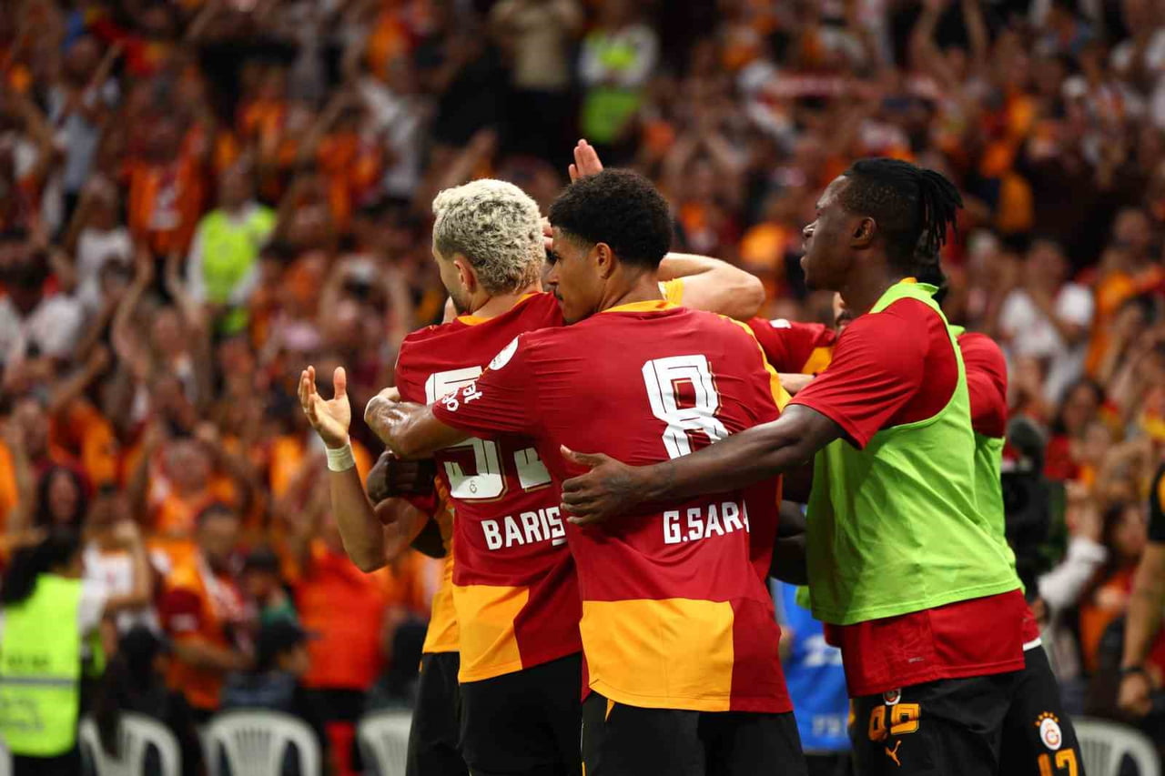 GALATASARAY, TRENDYOL SÜPER LİG'İN 3. HAFTASINDA SAHASINDA KARŞILAŞTIĞI GÖZTEPE'Yİ 3-2 MAĞLUP...