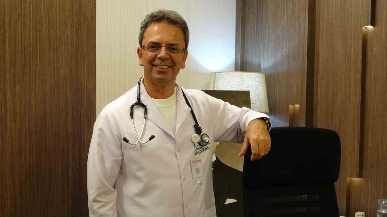 GASTROENTEROLOJİ UZMANI DOÇ. DR. MURAT KESKİN