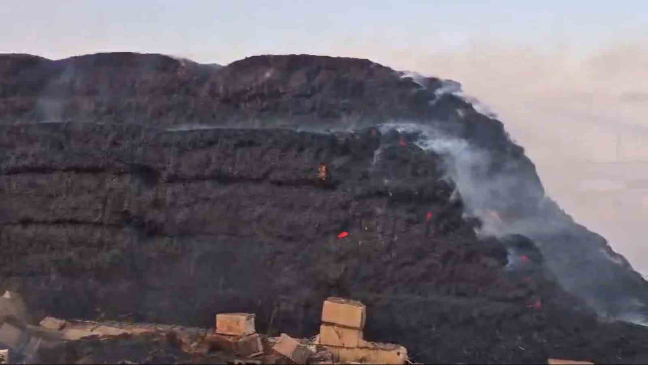 GAZİANTEP'İN İSLAHİYE İLÇESİNDE KIRSAL BÖLGEDE ÇIKAN YANGINDA BİNLERCE DÖNÜM ARAZİ İLE ÇOK SAYIDA...