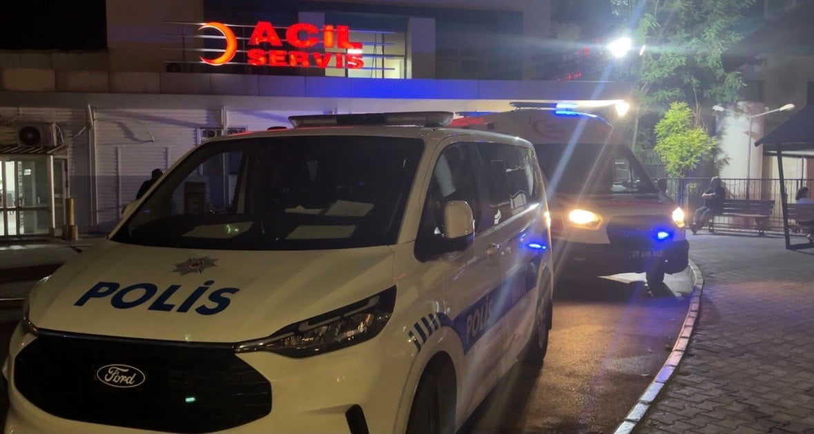 GAZİANTEP'TE, TARTIŞTIĞI AKRABASININ SİLAHLI SALDIRISINA UĞRAYAN 25 YAŞINDAKİ GENÇ, KALDIRILDIĞI...