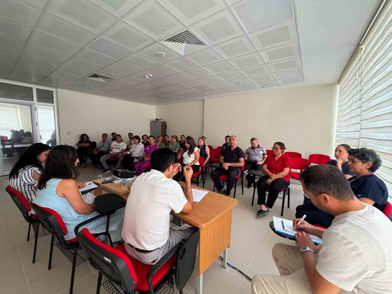 GAZİPAŞA DEVLET HASTANESİ’NDE ÇALIŞAN MEMNUNİYETİ TOPLANTISI GERÇEKLEŞTİRİLDİ