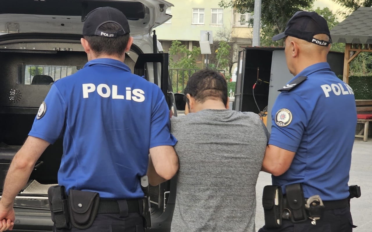 HAKKINDA TOPLAM 12 YIL 6 AY KESİNLEŞMİŞ HAPİS CEZASI BULUNAN ŞAHIS, EMNİYETTEKİ İŞLEMLERİNİN...