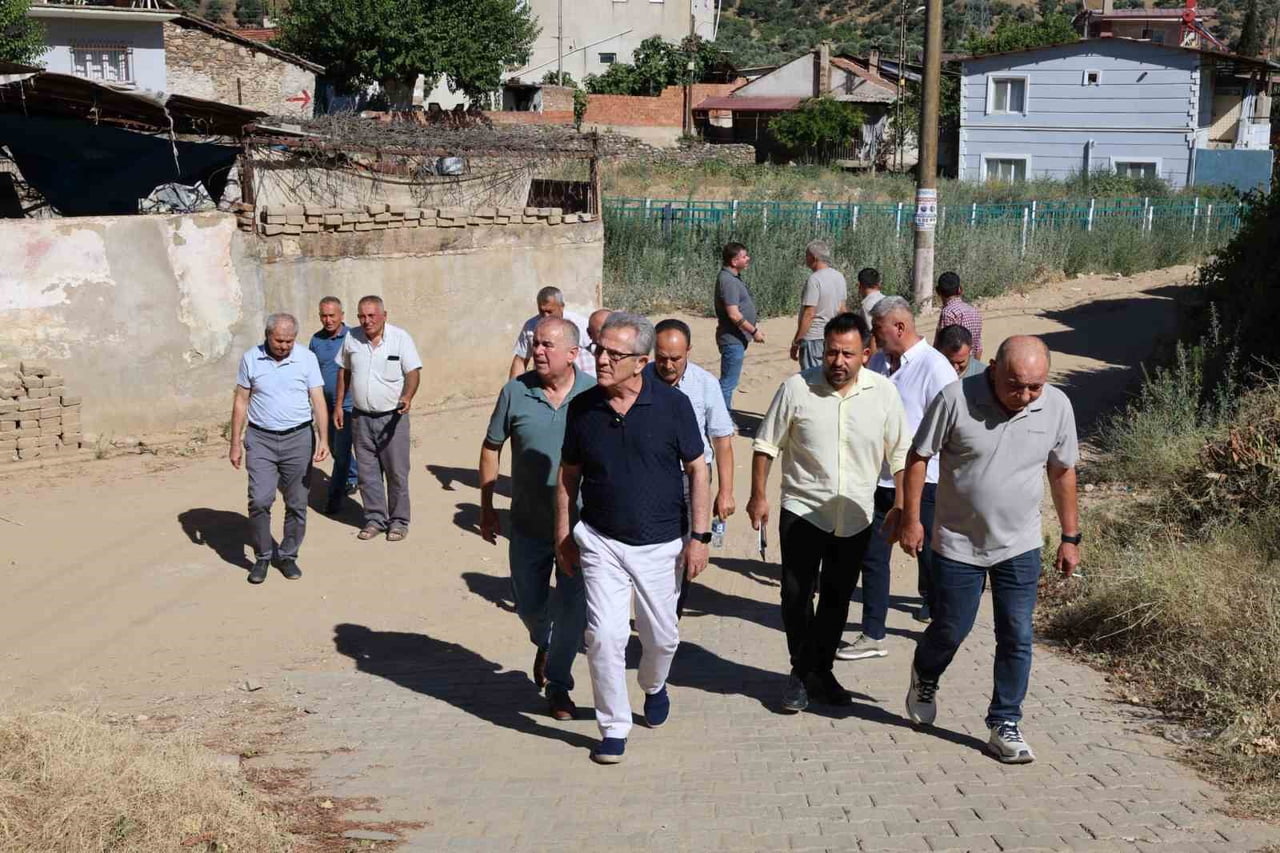HALK BULUŞMALARI KAPSAMINDA ARSLANLI VE SAİLER MAHALLELERİNDE VATANDAŞLARLA BİR ARAYA GELEREK...