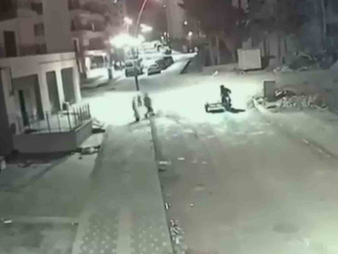 HATAY’DA 5 FARKLI HIRSIZLIĞIN FAİLİ OLAN MOTOSİKLETLİ 3 HIRSIZ, KAMERA GÖRÜNTÜLERİNE...