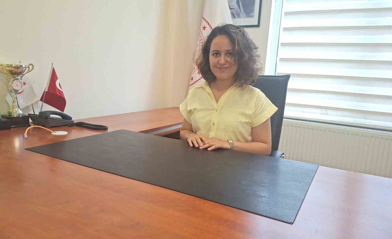 HİSARCIK DEVLET HASTANESİ'NDE DAHİLİYE UZMANI GÖREVE BAŞLADI