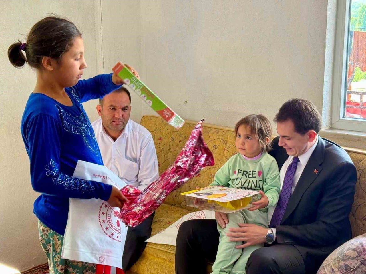 HİSARCIK KAYMAKAMI ATAM’DAN KURTDERE KÖYÜNDE AİLE ZİYARETİ