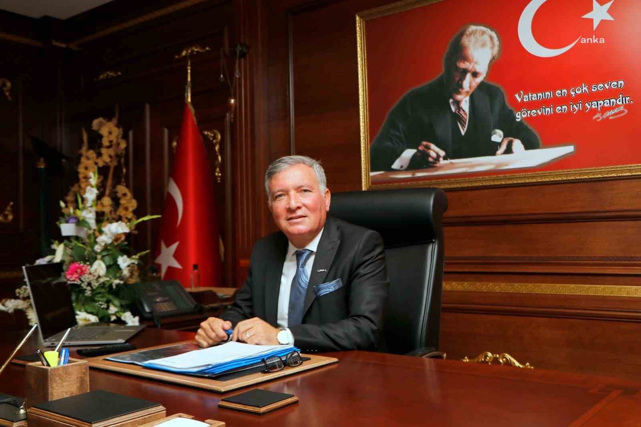 HONAZ BELEDİYE BAŞKANI YÜKSEL KEPENEK, MEVLİD KANDİLİ DOLAYISIYLA YAYIMLADIĞI MESAJDA BİRLİK...