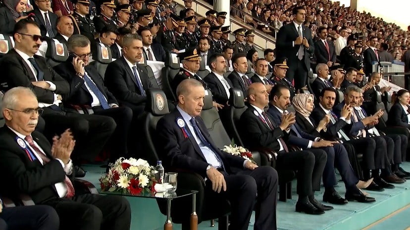 İÇİŞLERİ BAKANI MUSTAFA ÇİFTÇİ, "EĞİTİMLERİNİ BAŞARIYLA TAMAMLAYAN BİN 142 SUBAYIMIZI VE 4 BİN 773...
