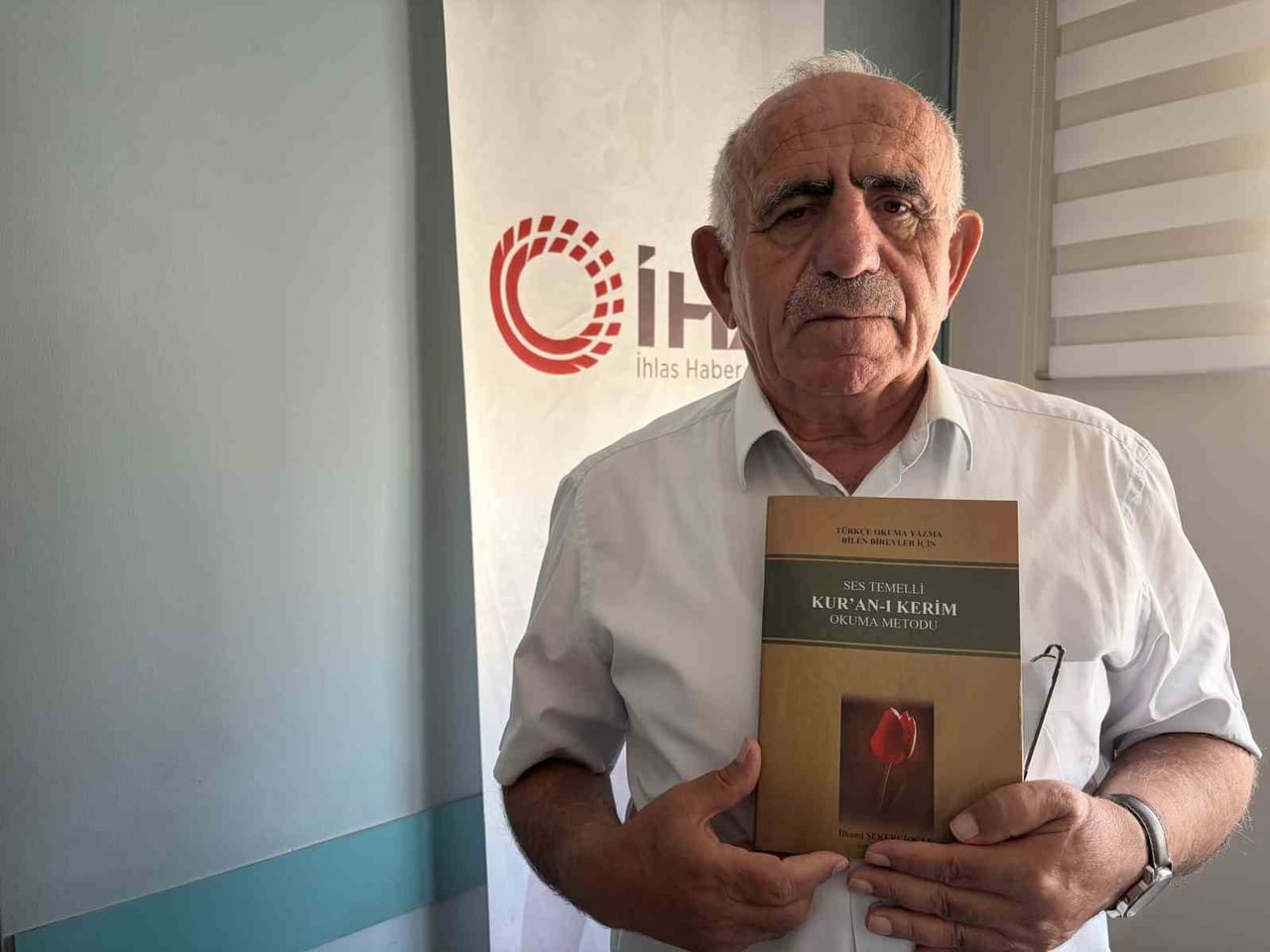 İLHAMİ ŞEKERCİOĞLU, YAZDIĞI 'SES TEMELLİ KUR'AN-I KERİM'İ OKUMA METODU' İSİMLİ KİTAPTA BULUNAN...