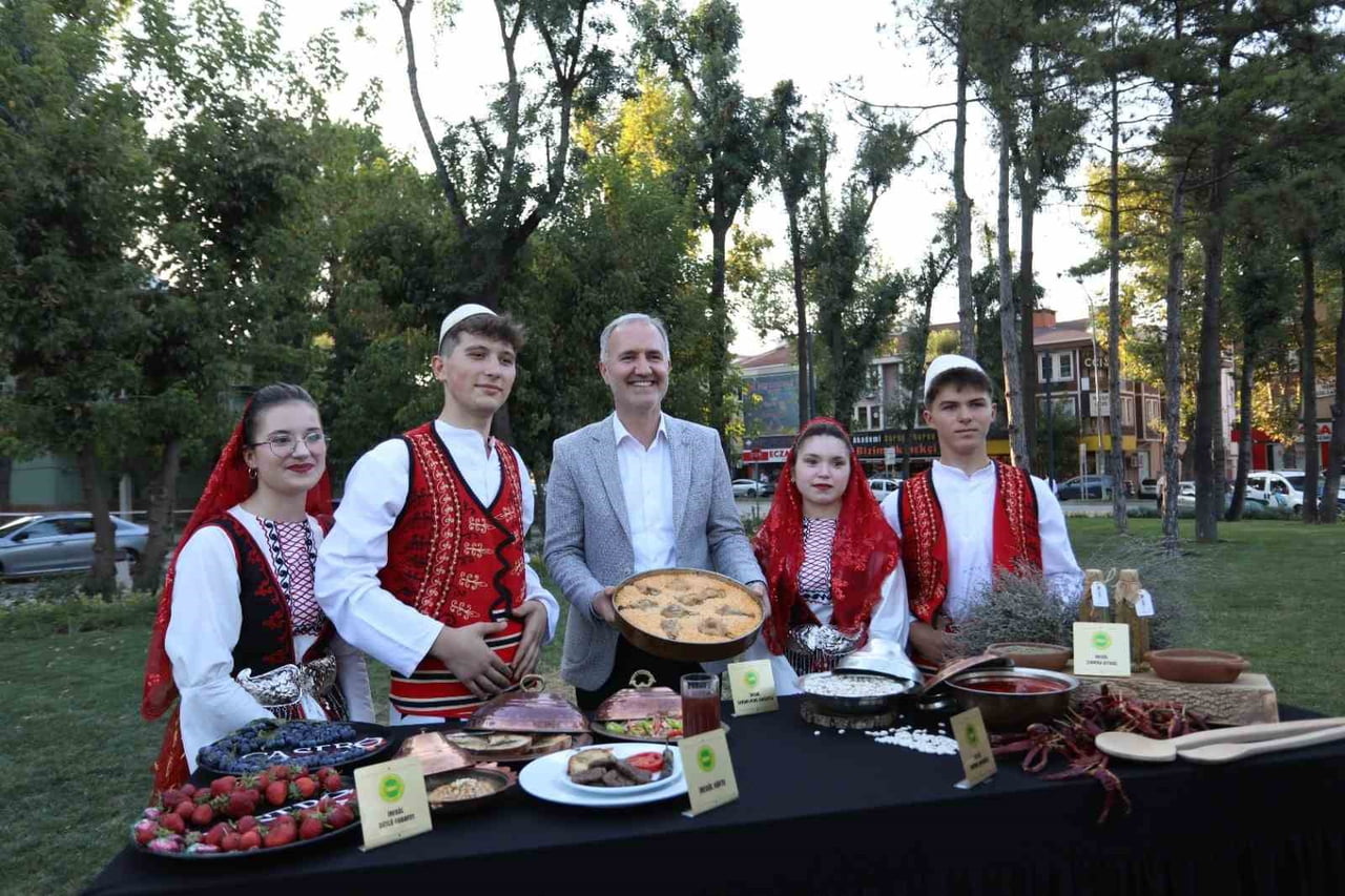 İNEGÖL BELEDİYESİ, 4-6 EYLÜL TARİHLERİ ARASINDA İLK KEZ DÜZENLENECEK "İNEGÖL GASTRONOMİ FESTİVALİ"...