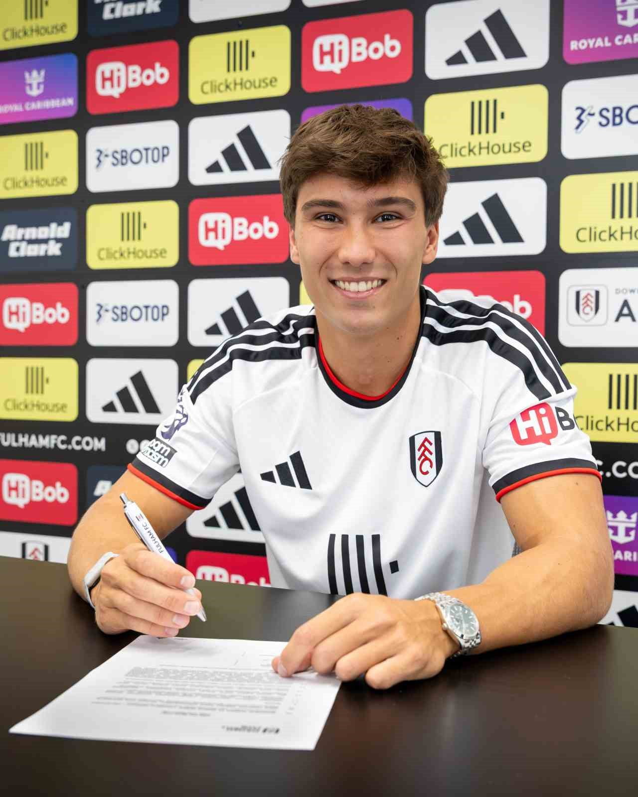 İNGİLTERE PREMİER LİG EKİBİ FULHAM, SON OLARAK REAL MADRİD FORMASI GİYEN GONZALO GARCİA'YI...