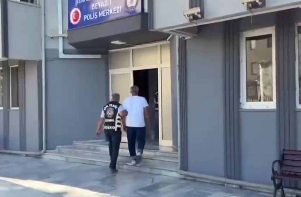 İSTANBUL’UN ÇEŞİTLİ İLÇELERİNDE, KORSAN OTOPARKÇILIK YAPAN, İŞLETME İZNİ VERİLMEDİĞİ HALDE...