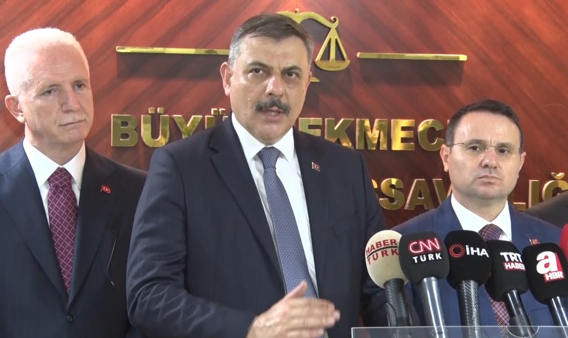 İSTANBUL VALİSİ DAVUT GÜL, İÇİŞLERİ BAKANI MUSTAFA ÇİFTÇİ VE ADALET BAKANI AKIN GÜRLEK (SOLDAN...