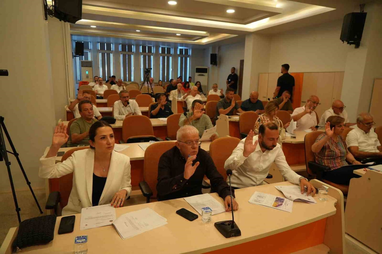 İSTİFA EDEN ÜYELERDEN BOŞALAN İHTİSAS KOMİSYONLARINDAKİ YERLERE ÜYE SEÇİMİ ‘AÇIK OY' USULÜ İLE...
