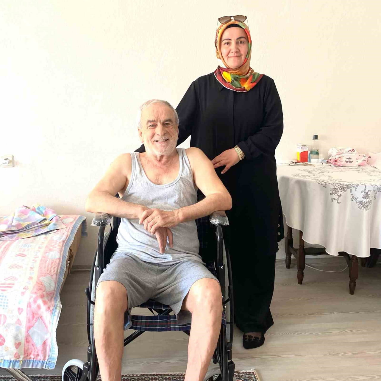 KADIN MUHTAR İHTİYAÇLI İLE