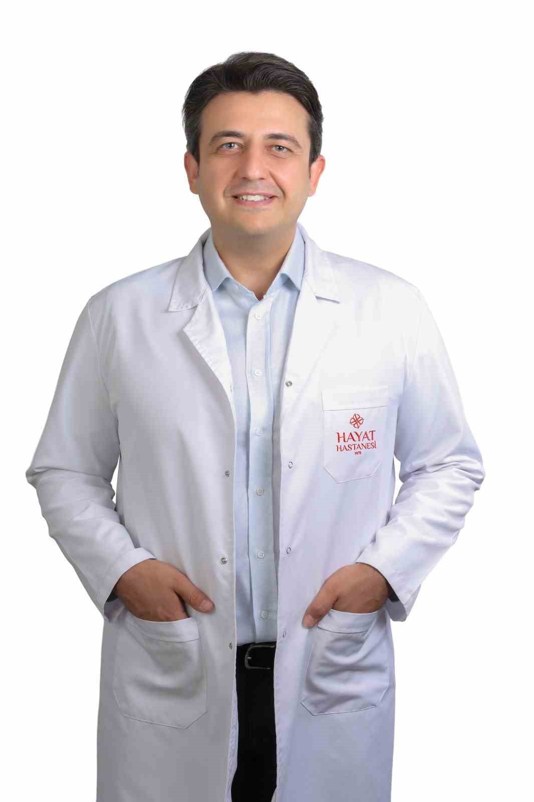 KADIN SAĞLIĞINDA YALNIZCA MEVCUT ŞİKÂYETE ODAKLANMAK YERİNE, KİŞİNİN YAŞAM BİÇİMİ, BESLENME...