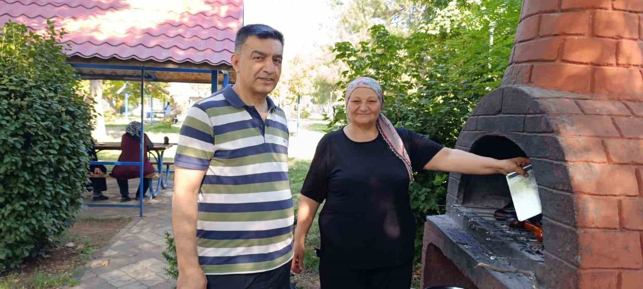 KAHRAMANMARAŞ'TA ETKİSİNİ ARTIRAN SICAK HAVA, VATANDAŞLARI HAFTA SONU SERİN VE YEŞİL ALANLARA...