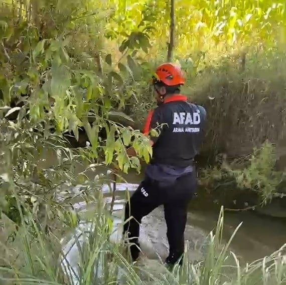 KAHRAMANMARAŞ'TA KAYIP OLARAK ARANAN 2 YAŞINDAKİ ÇOCUK SULAMA KANALINDA BULUNDU.