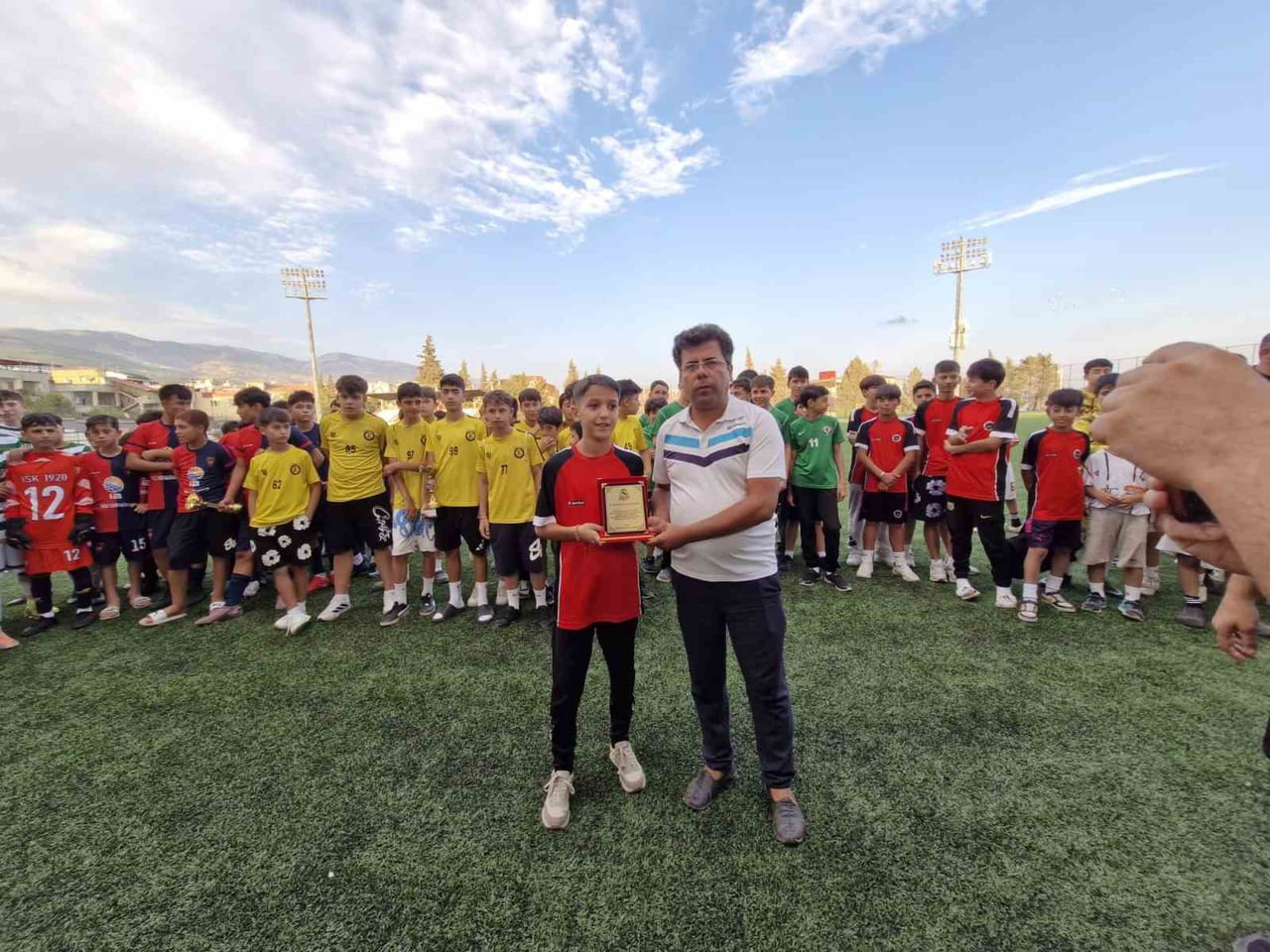 KAHRAMANMARAŞ’TA İLK KEZ DÜZENLENEN TSYD KAHRAMANMARAŞ CUP, 1920 KURTULUŞSPOR’UN ŞAMPİYONLUĞUYLA...