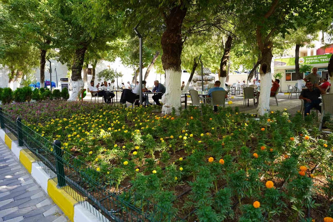 KAHTA’DA SOSYAL YAŞAMA DEĞER KATAN YENİ BİR TESİS DAHA HİZMETE GİRDİ