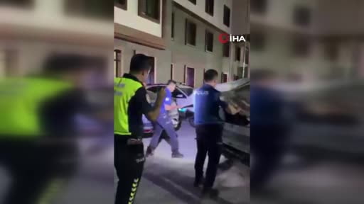Kamyonette 19 düzensiz göçmen yakalandı: Sürücü tutuklandı