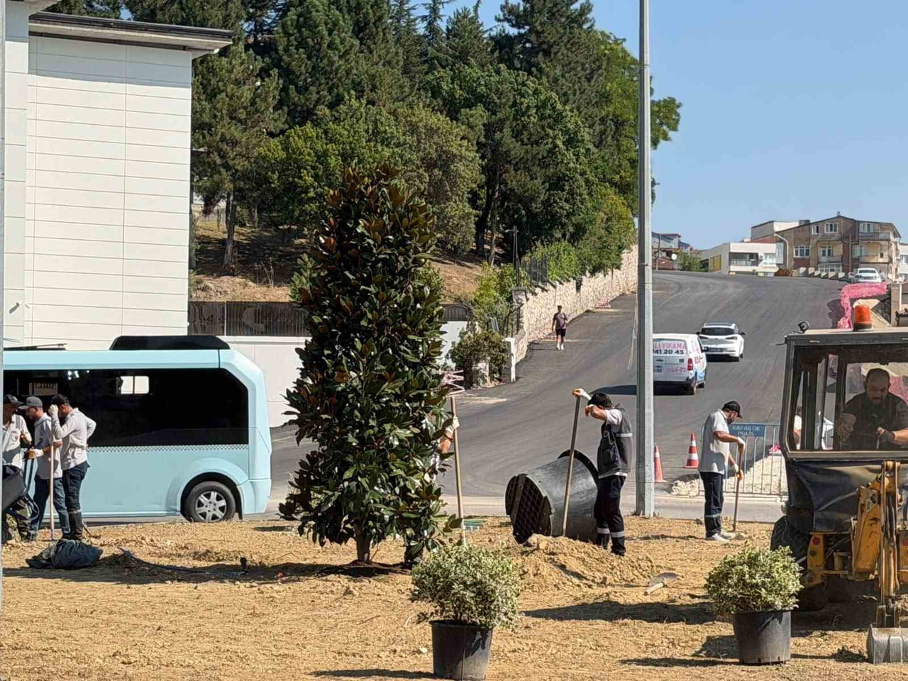 KARABÜK BELEDİYESİ TARAFINDAN KENT GENELİNDE ESTETİK VE ÇEVRE DOSTU BİR GÖRÜNÜM KAZANDIRMAK...