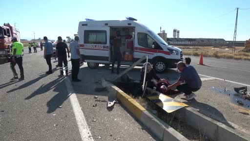 Karaman’da otomobiller çarpıştı: 2’si çocuk 6 yaralı