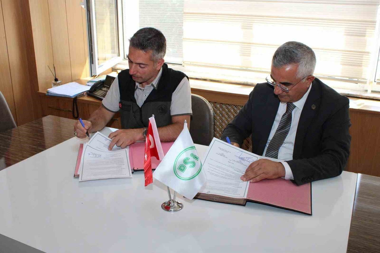 KARS’TA “YEŞİL VATAN” İÇİN KURUMLAR ARASINDA ÖNEMLİ İŞ BİRLİĞİ(KARS-İHA)
