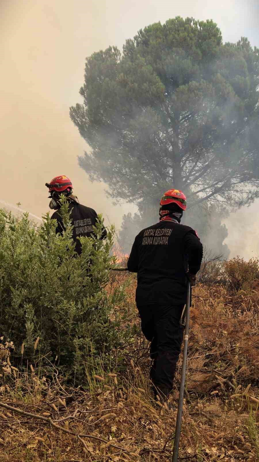 KARTAL BELEDİYESİ AFET İŞLERİ MÜDÜRLÜĞÜ'NE BAĞLI KARTAL ARAMA KURTARMA EKİBİ, BALIKESİR'İN GÖMEÇ...