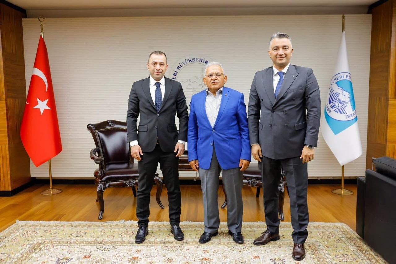 KAYSERİ BÜYÜKŞEHİR BELEDİYE BAŞKANI DR. MEMDUH BÜYÜKKILIÇ, AK PARTİ TEŞKİLATLARINDAN SİVİL TOPLUM...