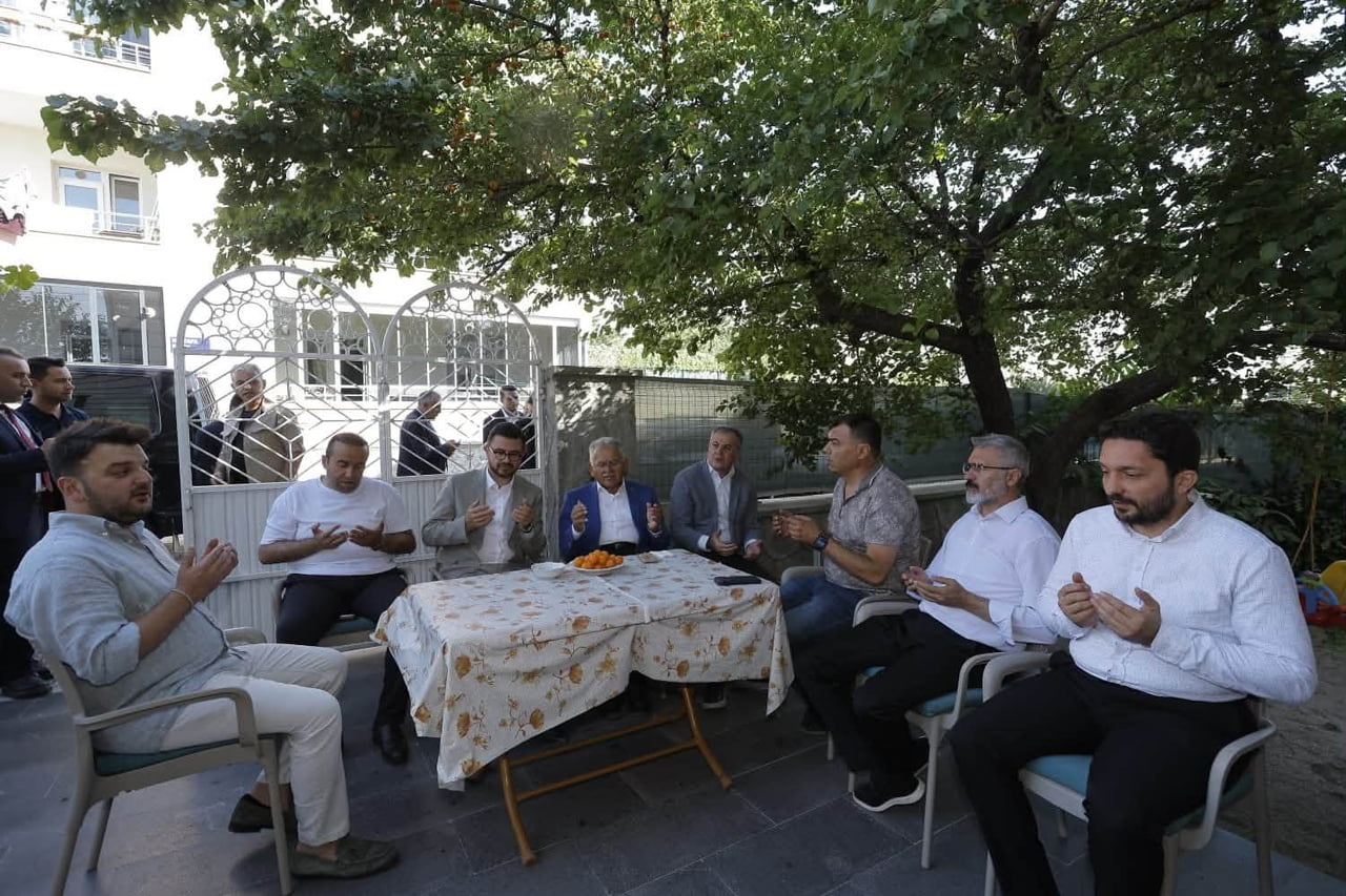 KAYSERİ BÜYÜKŞEHİR BELEDİYE BAŞKANI DR. MEMDUH BÜYÜKKILIÇ, HACILAR’DA GERÇEKLEŞTİRDİĞİ...