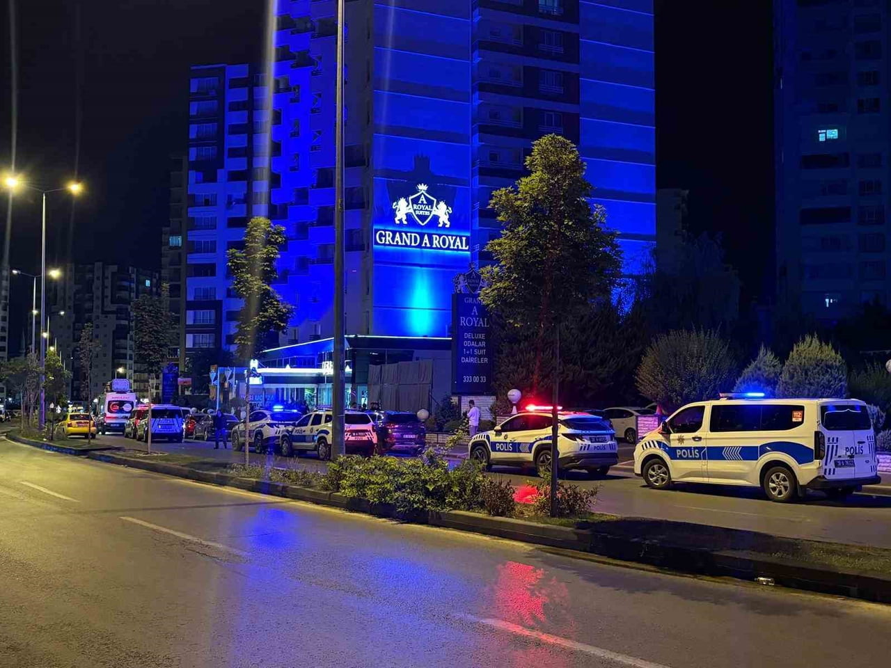 KAYSERİ’NİN TALAS İLÇESİNDE 5. KATTAN ATILARAK HAYATINI KAYBEDEN GENÇ KADININ, DÜŞMEDEN ÖNCE...