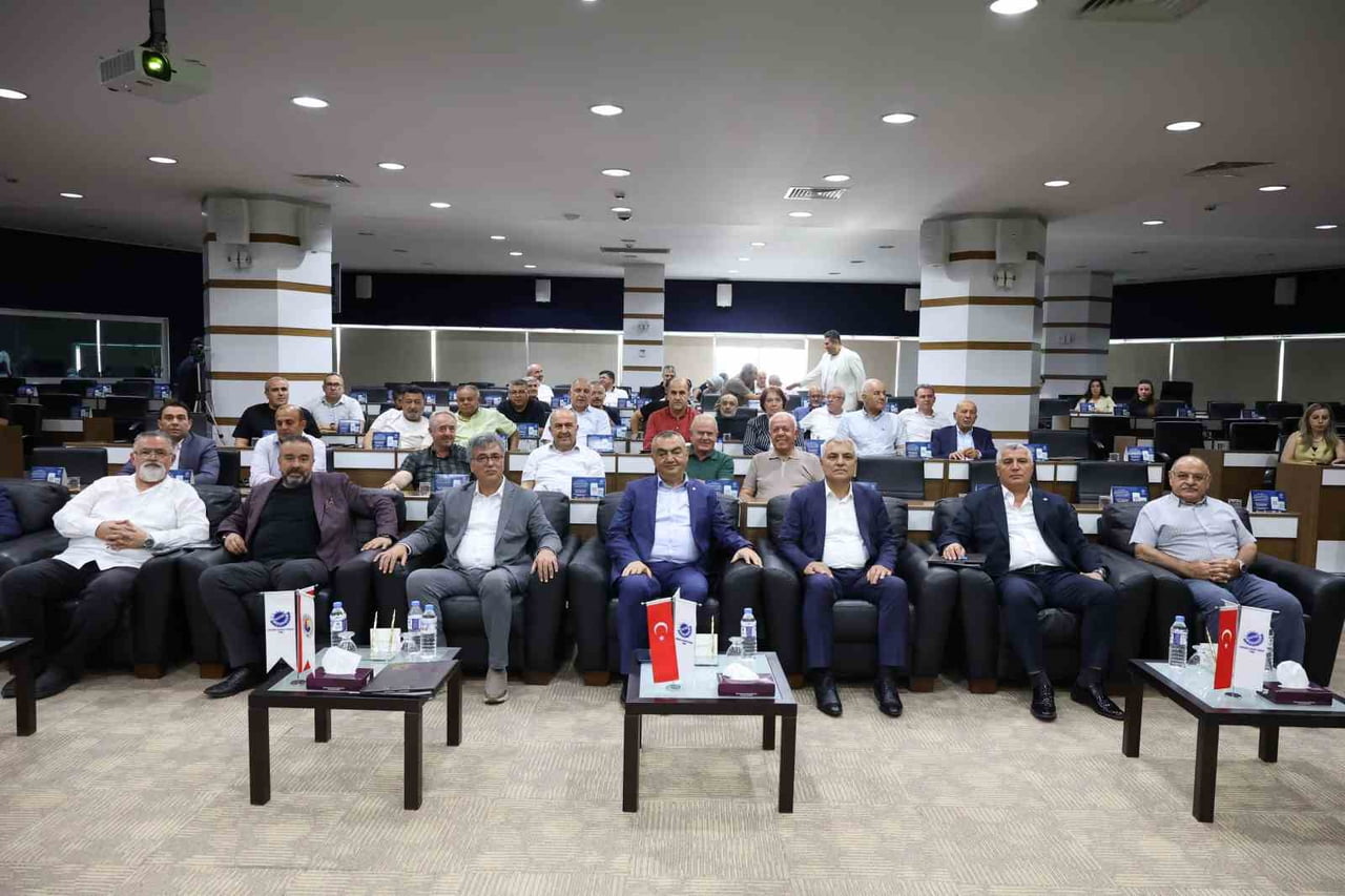 KAYSERİ SANAYİ ODASI (KAYSO) BAŞKANI MEHMET BÜYÜKSİMİTCİ, TEMMUZ AYI MECLİS TOPLANTISI'NDA YAPTIĞI...