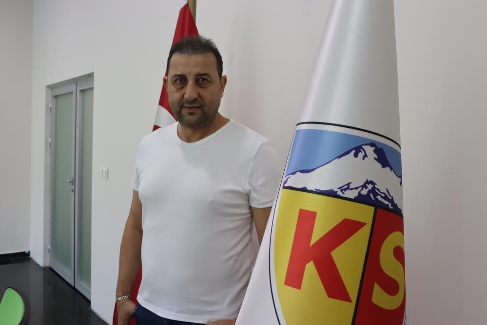 KAYSERİSPOR'UN SPORTİF DİREKTÖRÜ SEYİT İÇGÜL AÇIKLAMA YAPTI