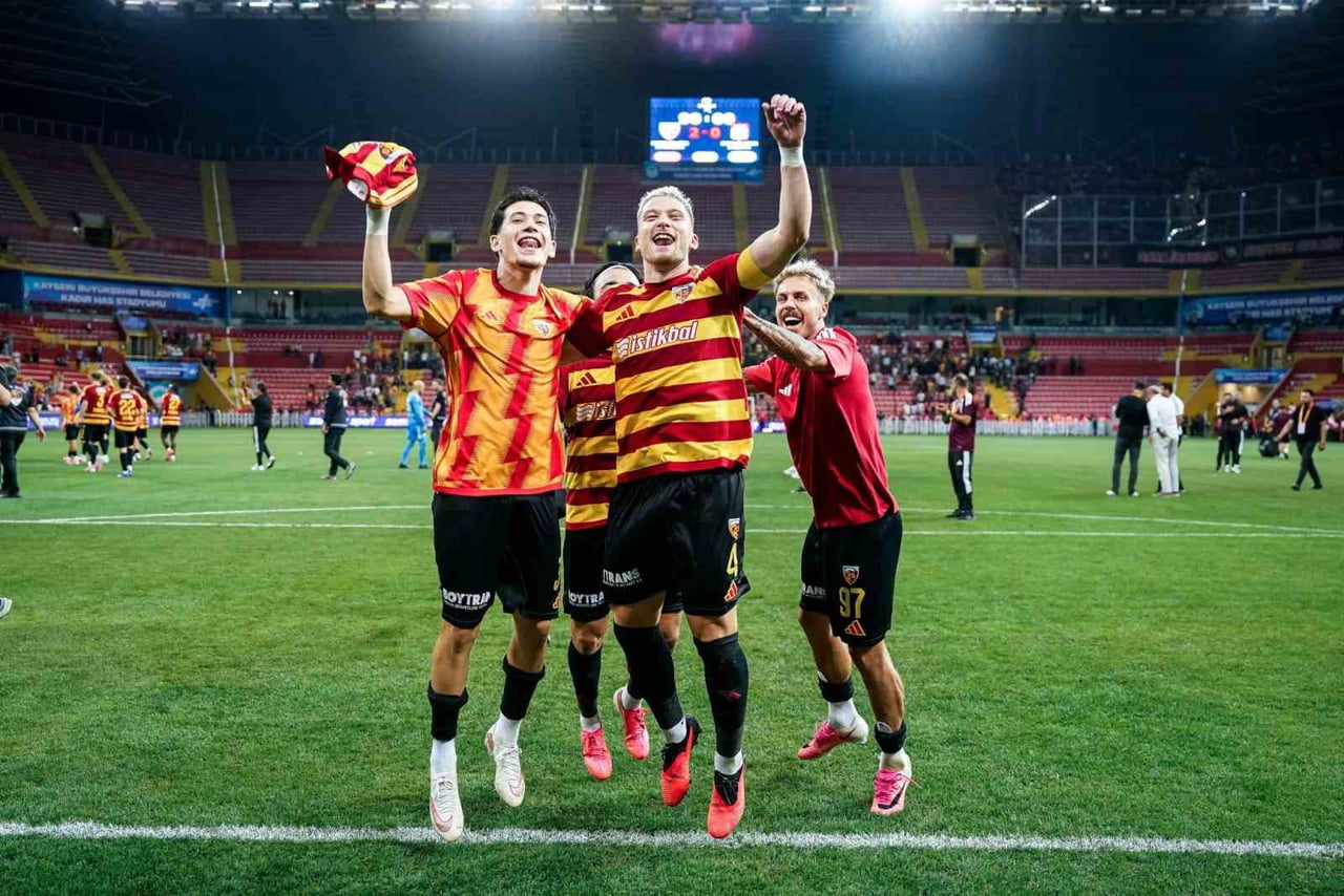 KAYSERİSPOR KAPTANI SEMİH GÜLER; "DAHA ÇOK ÇALIŞACAĞIZ VE TARAFTARIMIZIN DESTEĞİ İLE DAHA İYİ...