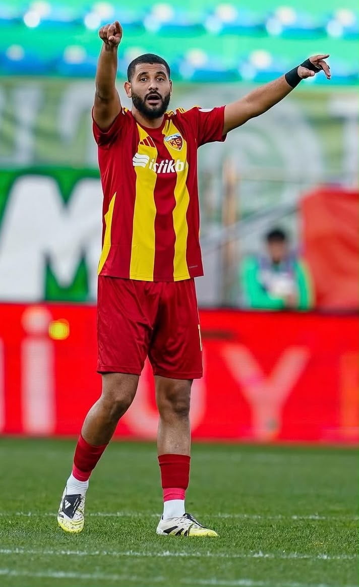 KAYSERİSPOR, YOUSSEF AT BENNASSER İLE KARŞILIKLI ANLAŞARAK, YOLLARINI AYIRDI.