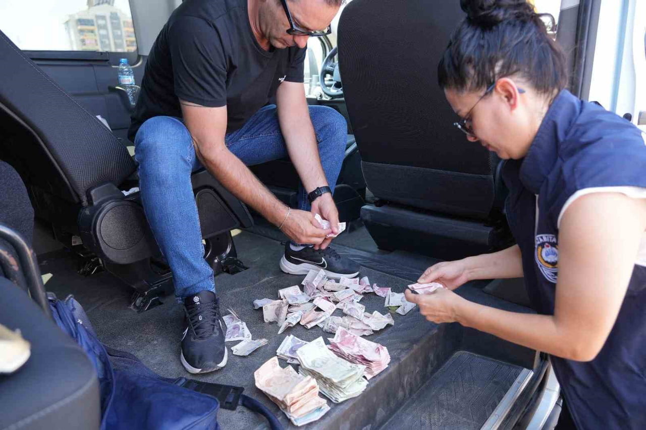 KEPEZ BELEDİYESİ ZABITA MÜDÜRLÜĞÜ EKİPLERİ, HALKIN DUYGULARINI İSTİSMAR EDEREK KAZANÇ ELDE EDEN VE...