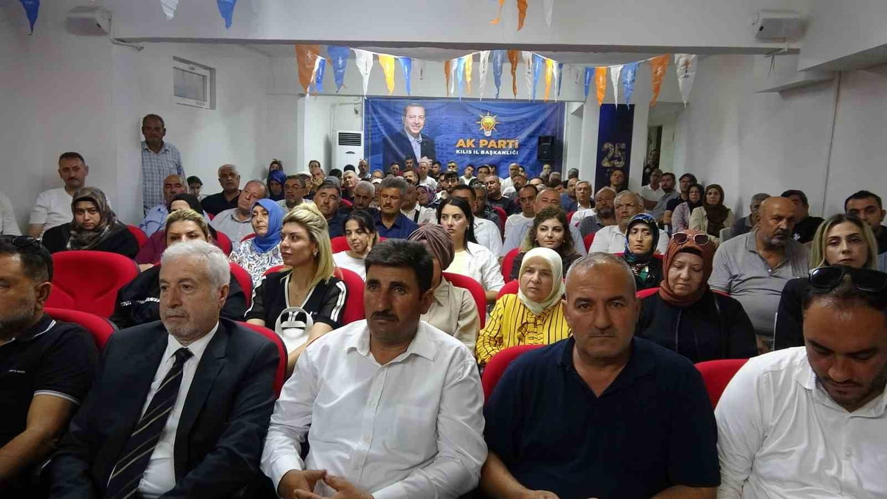 KİLİS’TE AK PARTİ 25. KURULUŞ YIL DÖNÜMÜNÜ KUTLUYOR”