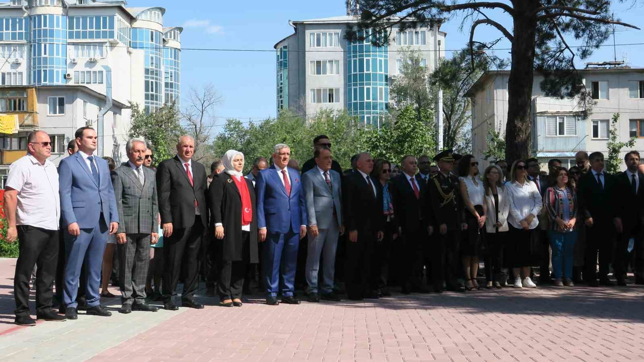 KIRGIZİSTAN'IN BAŞKENTİ BİŞKEK'TE 30 AĞUSTOS ZAFER BAYRAMI, ATATÜRK PARKI'NDA DÜZENLENEN TÖRENLE...